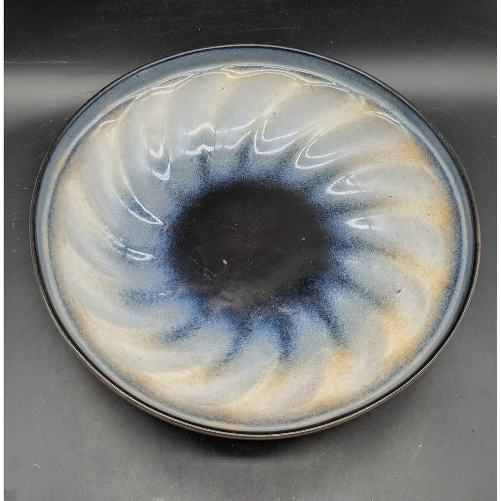 Peter Potts Pottery Blue Reactive Glaze Swirl Fluted Stoneware Serving Bowl 10"